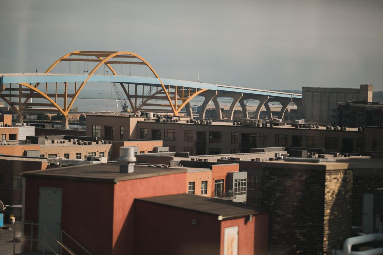 Апартаменты Frontdesk Maxwell Lofts Milwaukee Walker'S Point Экстерьер фото